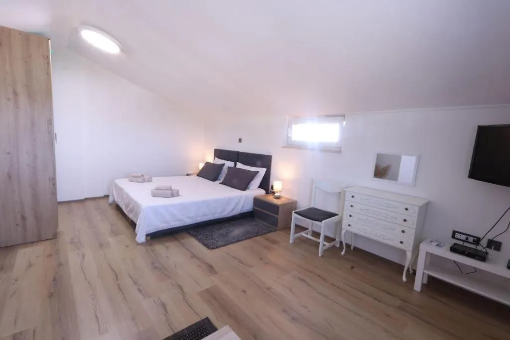 Bella Vista Apartment With A Sea View Vodnjan Croatia